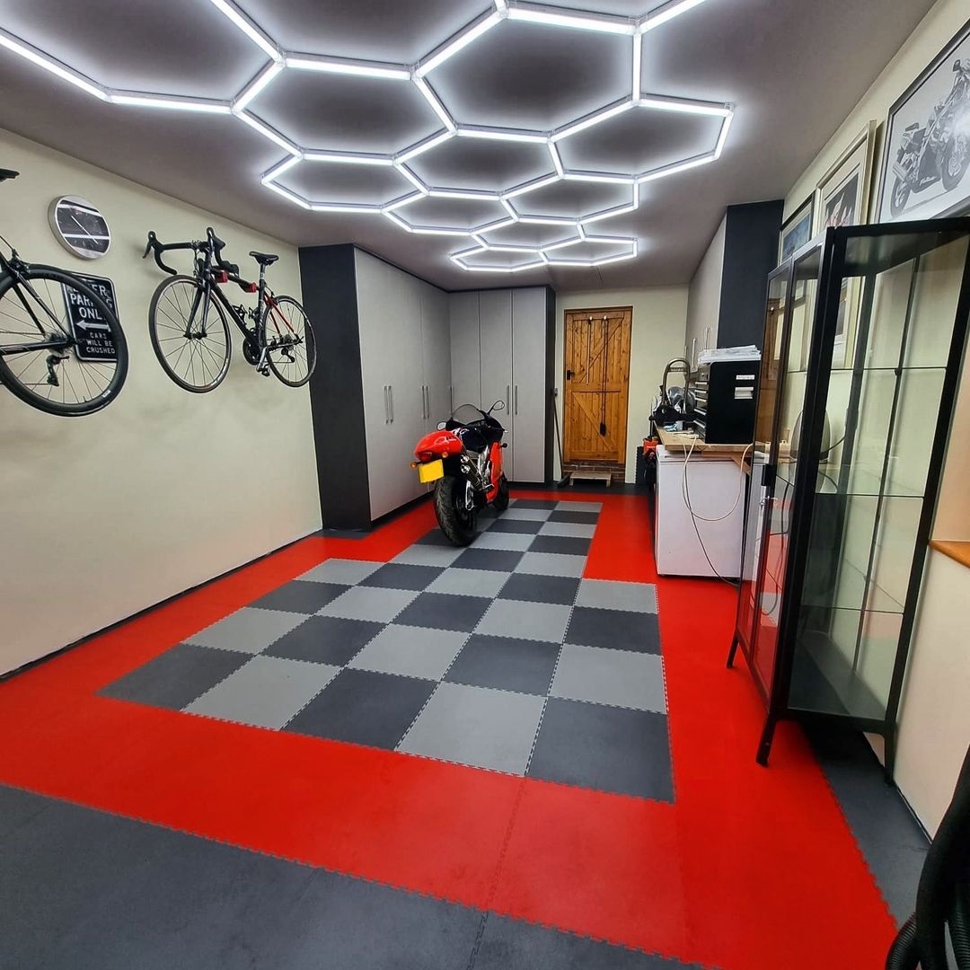 Luce per garage esagonale 110- - Home Gym Youtube recensione e prezzo